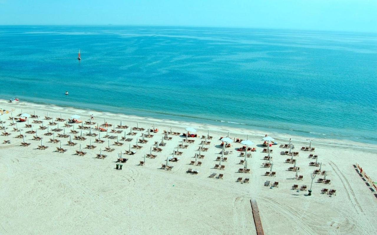 Wild Africa Apartament Mamaia Exterior foto